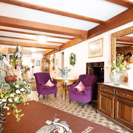 Hotel Garni "Zum Engel" Oberguenzburg Dış mekan fotoğraf