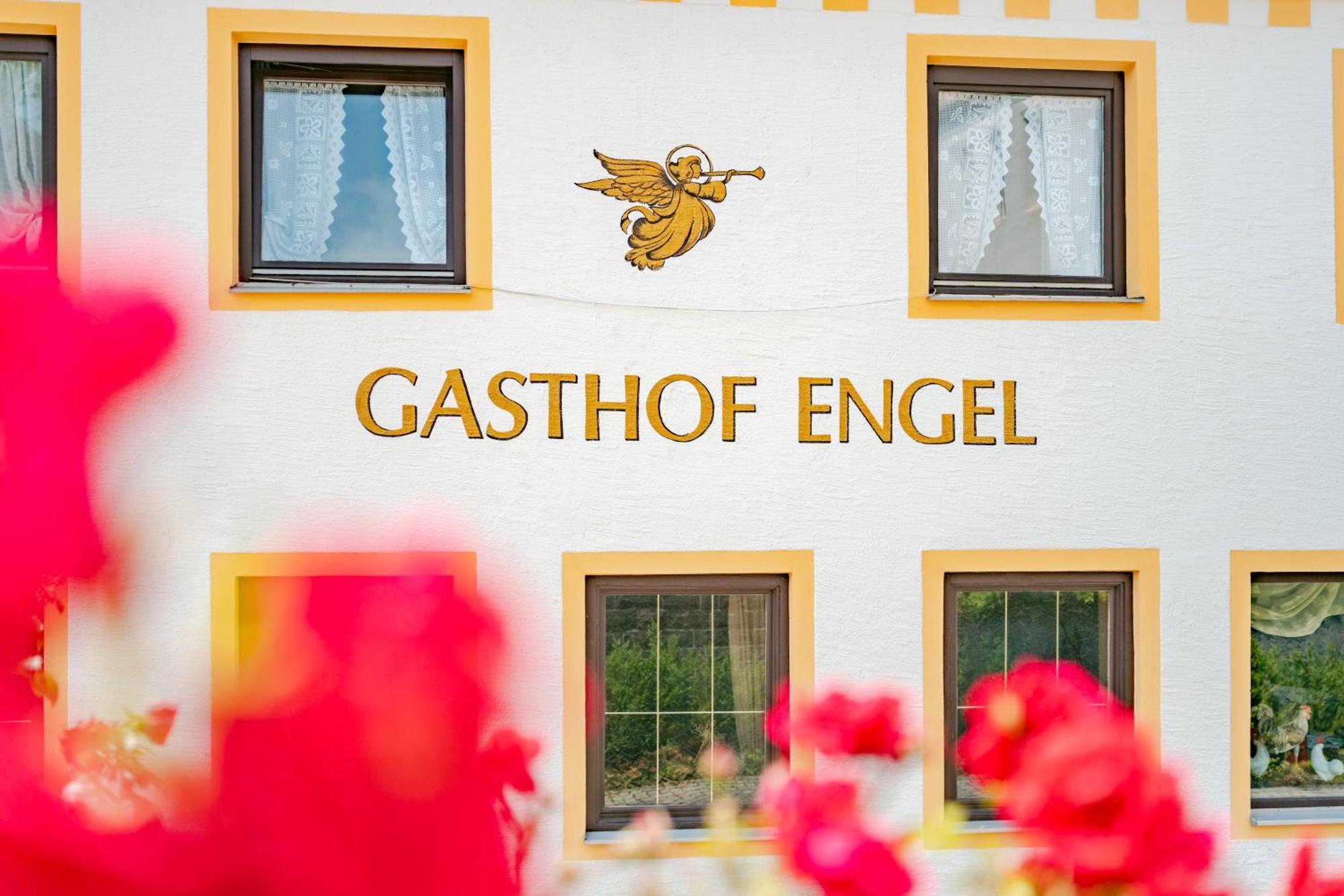 Hotel Garni "Zum Engel" Oberguenzburg Dış mekan fotoğraf