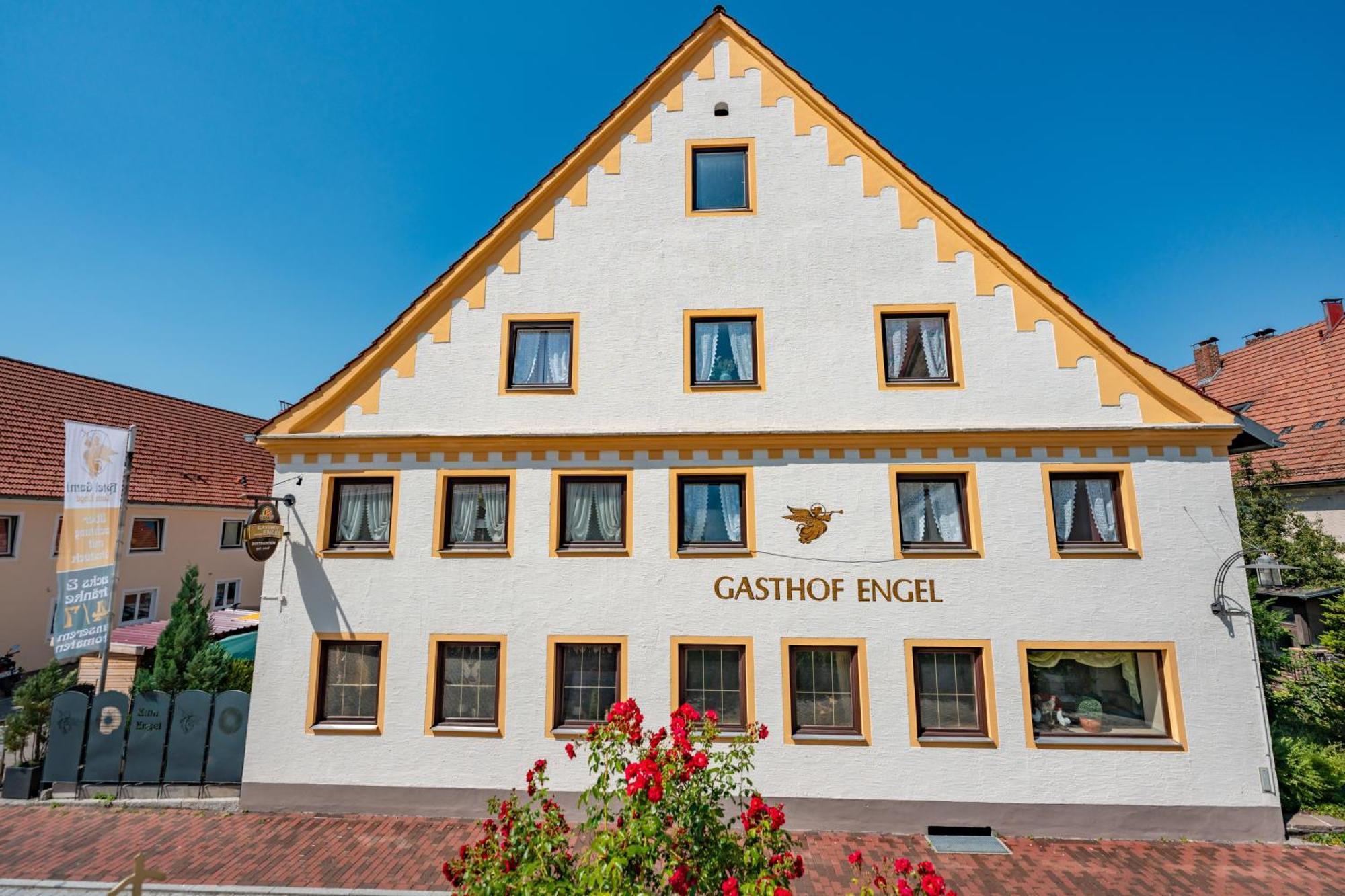 Hotel Garni "Zum Engel" Oberguenzburg Dış mekan fotoğraf